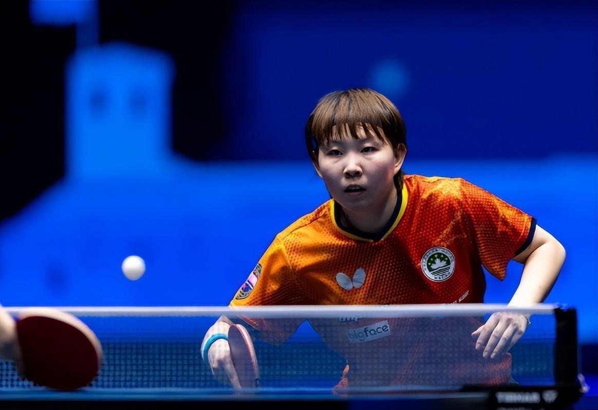 队则显得有 队则显得有