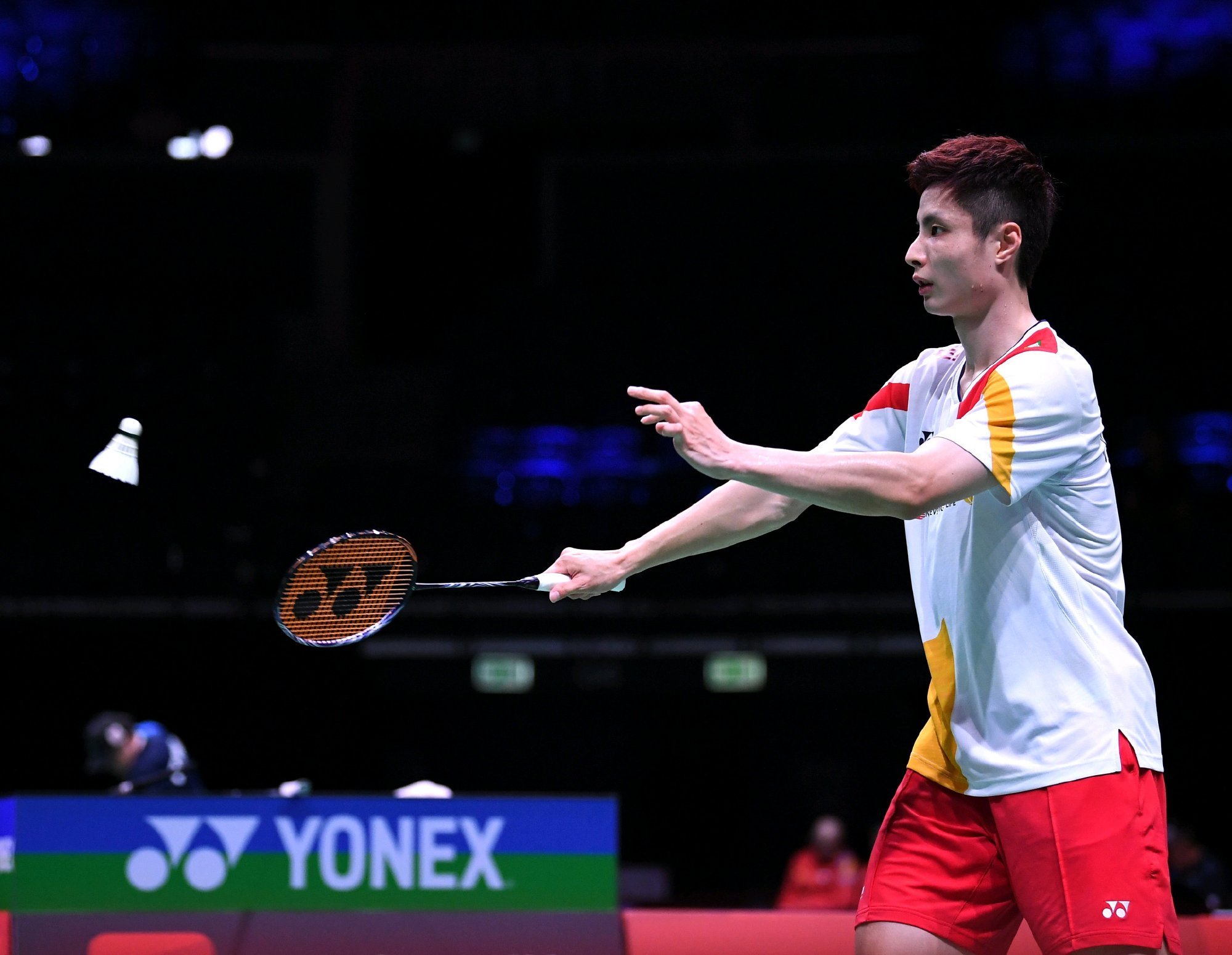 表现中屡屡 表现中屡屡