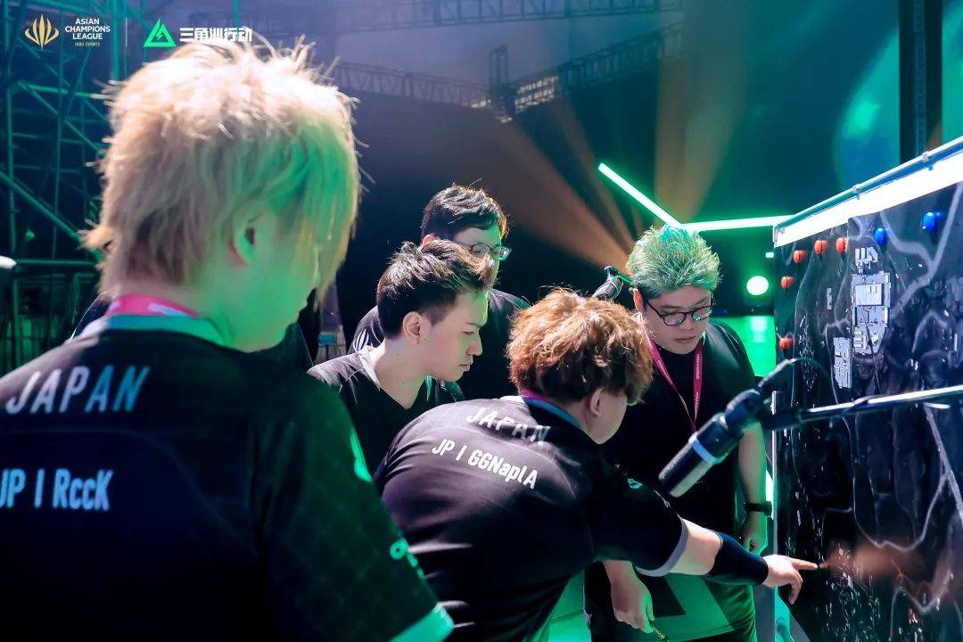 笔简单的球 笔简单的球