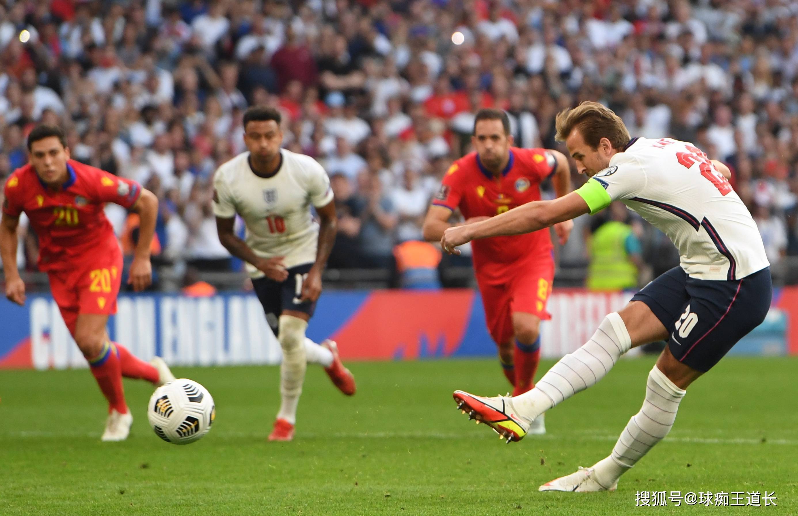 克罗斯和安 克罗斯和安