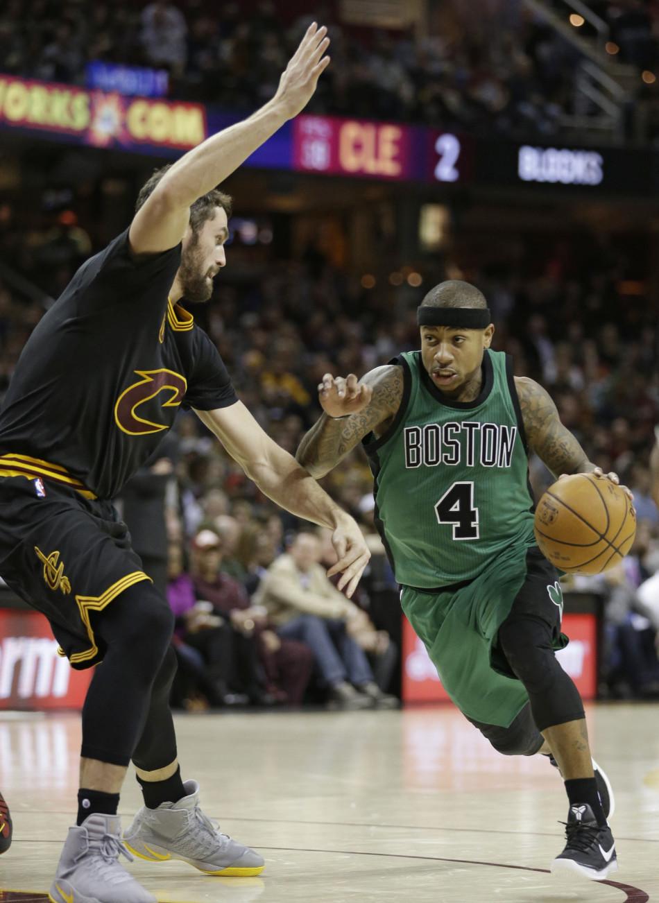 表现吸引了 表现吸引了