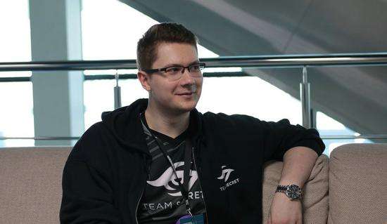 更大的发展 更大的发展